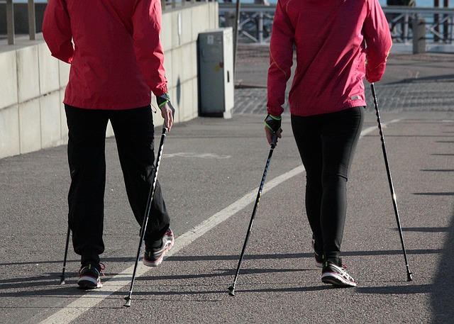 dvojice a Nordic Walking