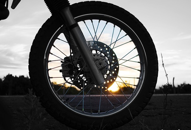 Přední kolo motorky